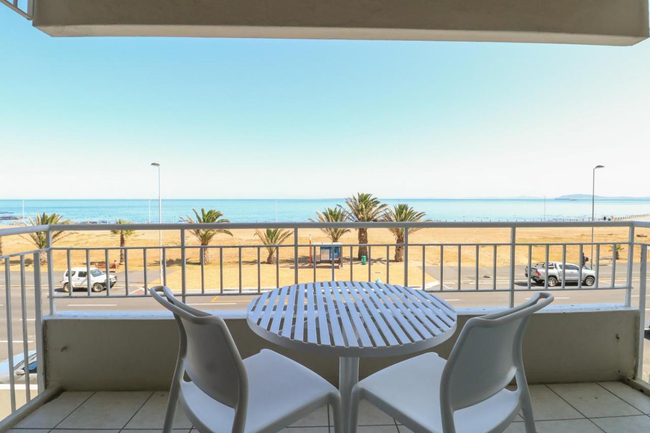 Mouille Point Apartments Cape Town Exterior photo