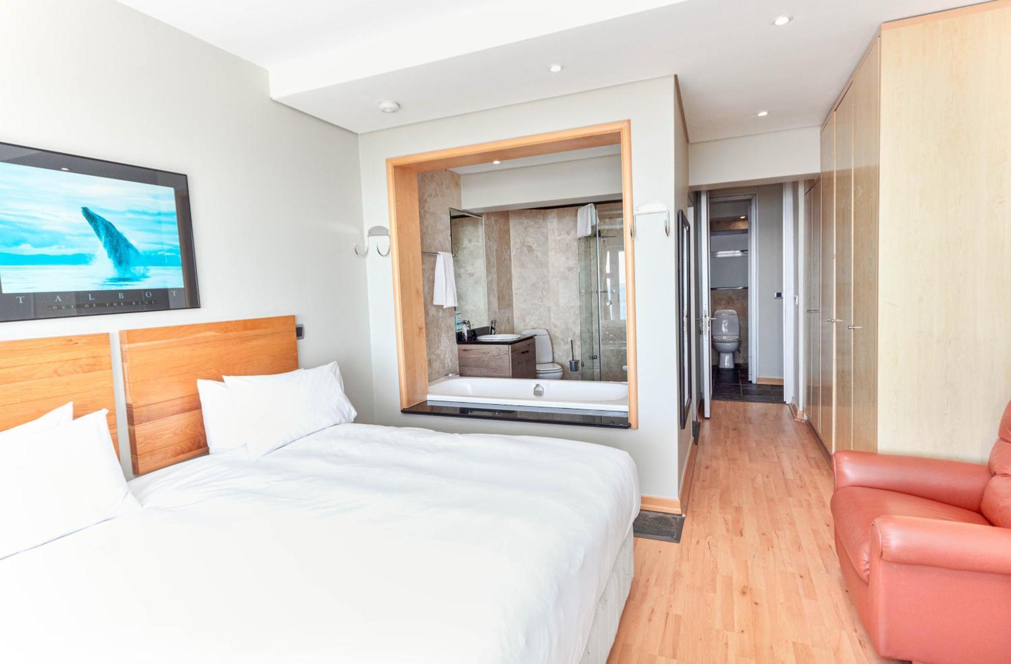 Mouille Point Apartments Cape Town Room photo